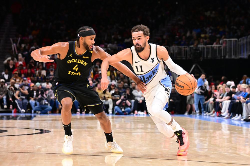 美记：雄鹿坚称不会交易字母哥，但联盟其他球队置之不理