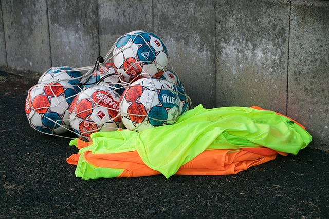 曼奇尼：我们非常渴望参加世界杯，要尽最大努力做好准备