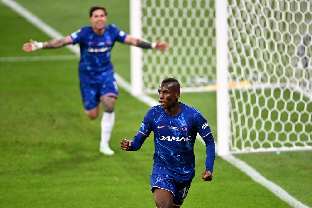 浓眉发出最后通牒！小牛赶紧做决定！可惜了欧文！